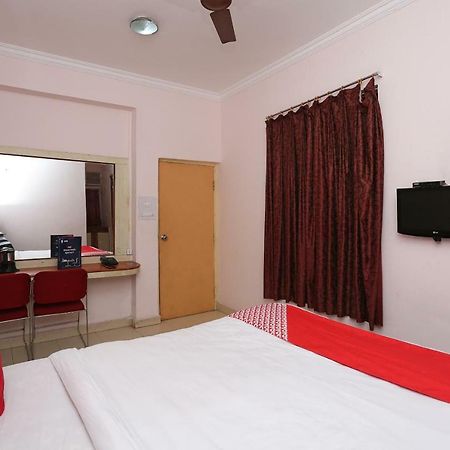 Oyo 1359 Hotel Best Inn Bhubaneswar Extérieur photo