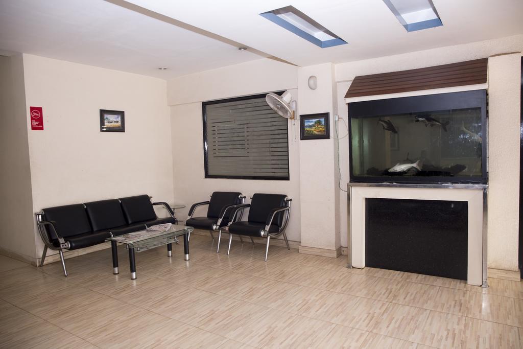 Oyo 1359 Hotel Best Inn Bhubaneswar Extérieur photo