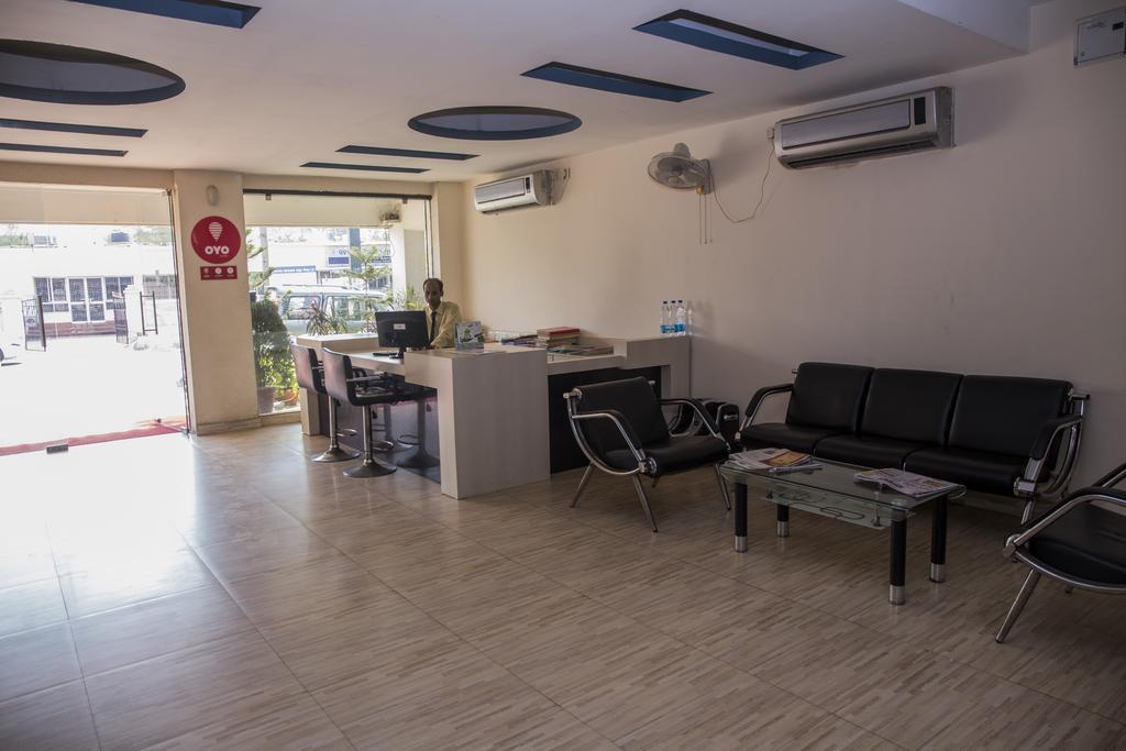 Oyo 1359 Hotel Best Inn Bhubaneswar Extérieur photo